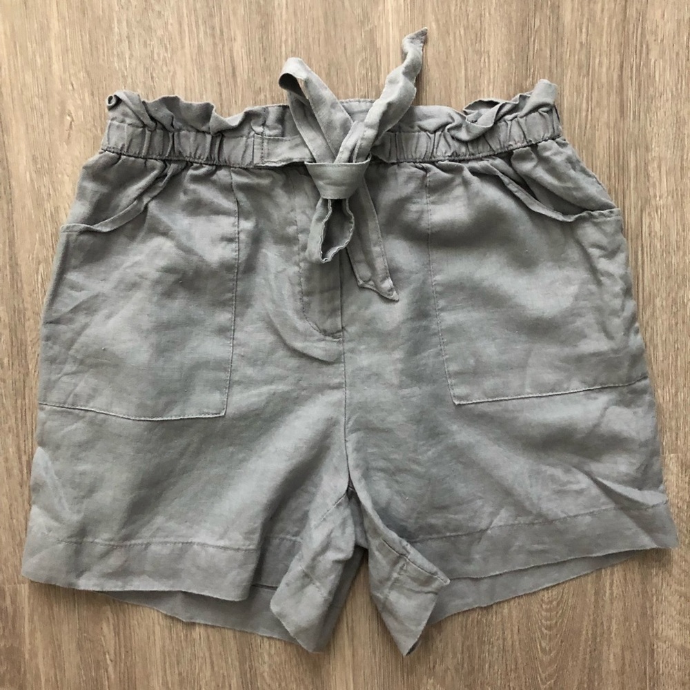 High-Rise Linen Shorts